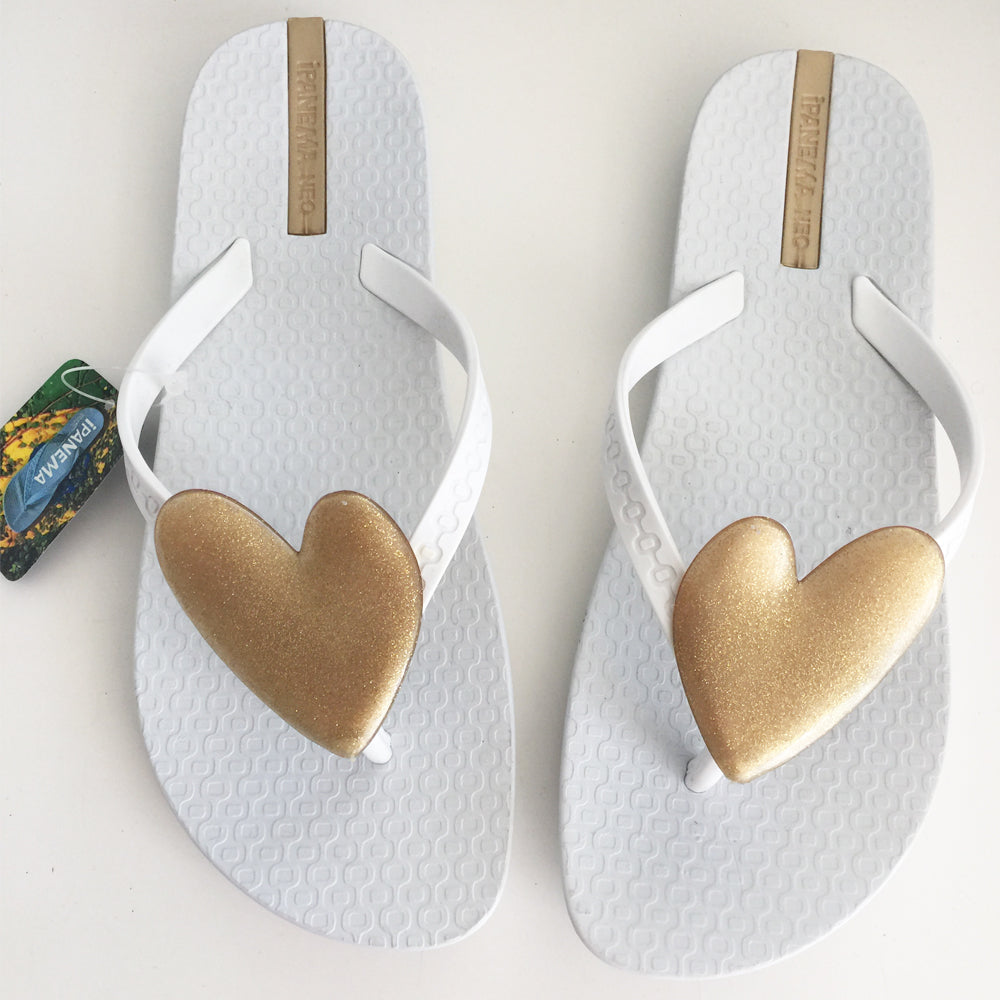 Ipanema Wave Heart Flip Flop – All Dolled Up Bar - Main Image